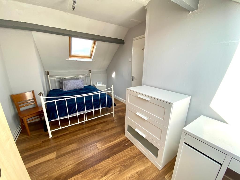 61a Lancing Road, City Centre image 14