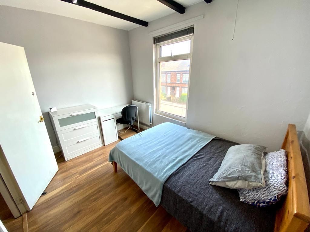 61a Lancing Road, City Centre image 16