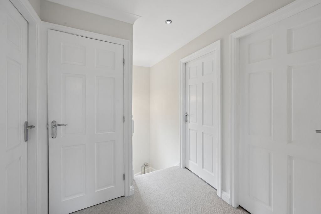 Ross Avenue, Whitefield, Manchester image 38
