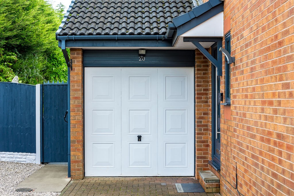 Ross Avenue, Whitefield, Manchester image 50